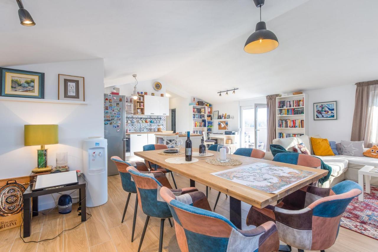 Apartmani Lucija โปเรช ภายนอก รูปภาพ